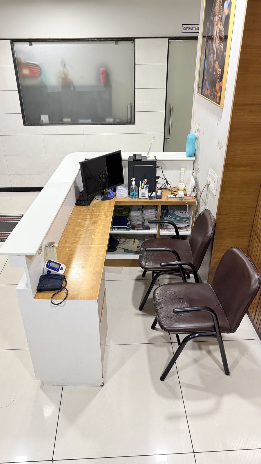 Kriyansh Women's Hospital — Patient discharge and follow-up desk