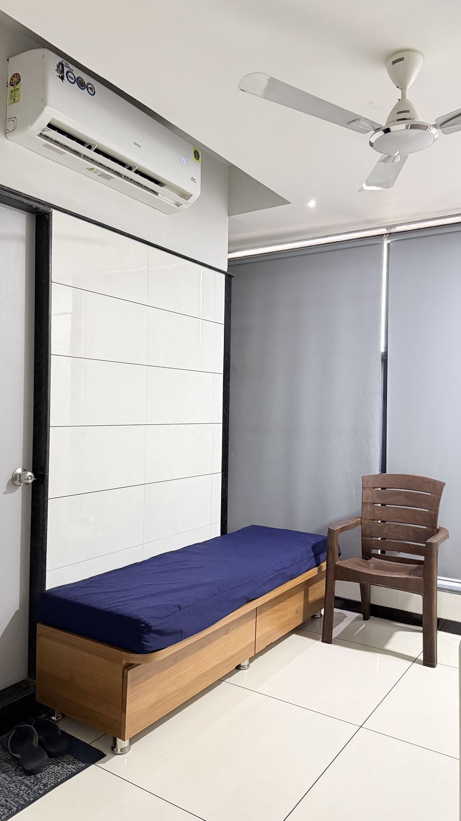 Inside Kriyansh Women's Hospital — Advanced laparoscopy equipment setup