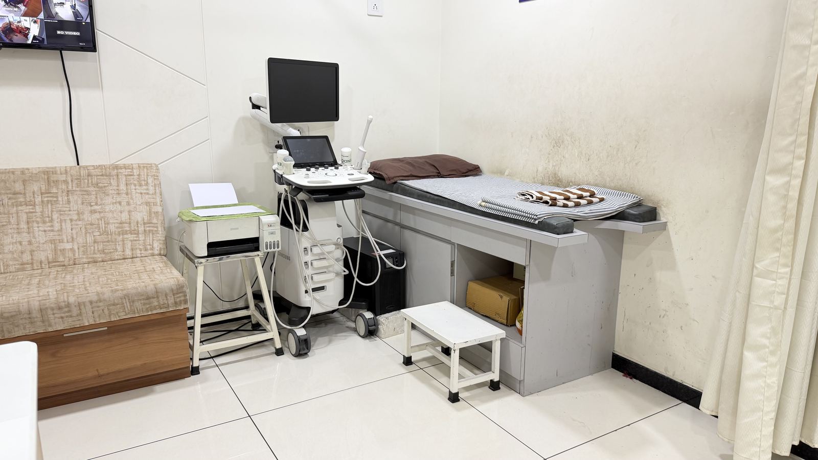 Inside Kriyansh Women's Hospital — Hysteroscopy procedure room