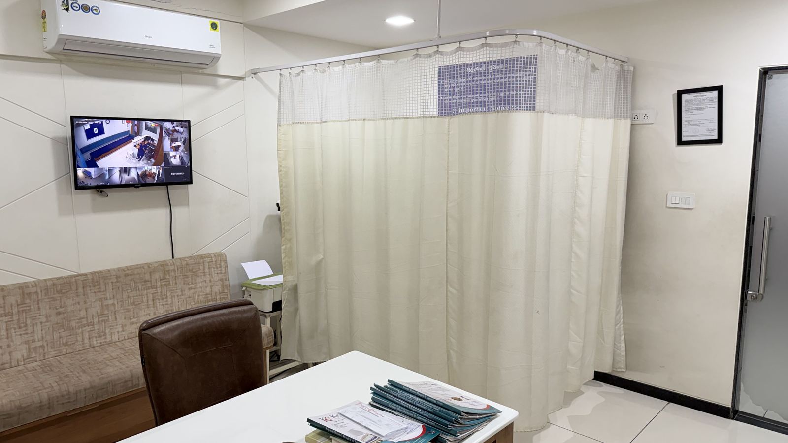 Kriyansh Women's Hospital — Hymenoplasty private consultation suite