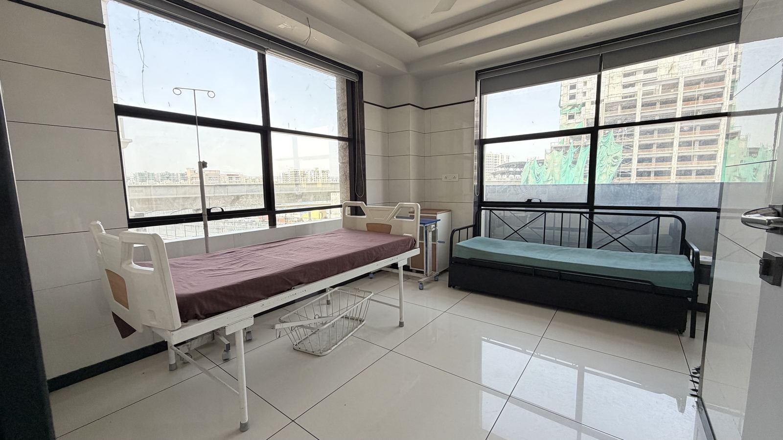 Kriyansh Women's Hospital — Ultrasound and diagnostic imaging room