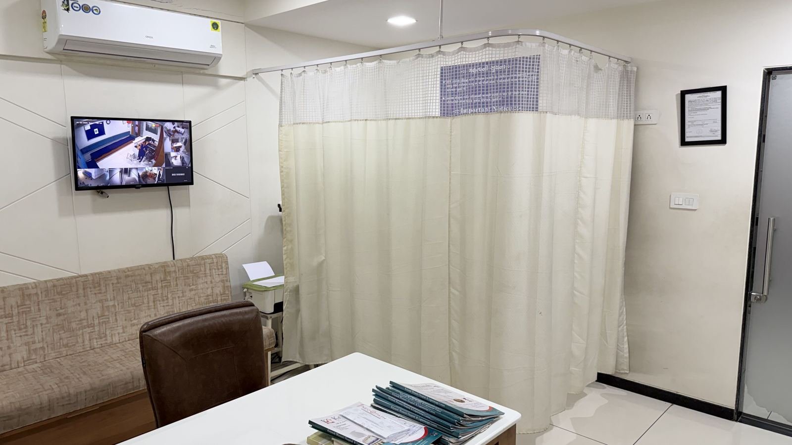 Kriyansh Women's Hospital — Hymenoplasty private consultation suite