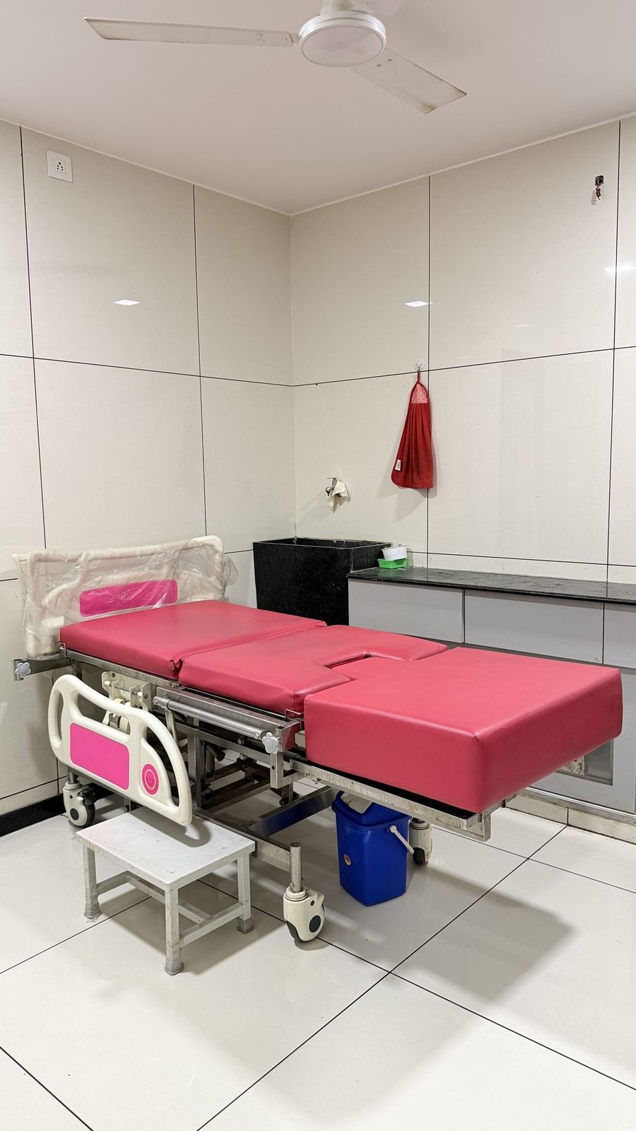 Kriyansh Women's Hospital — Ectopic pregnancy emergency OT